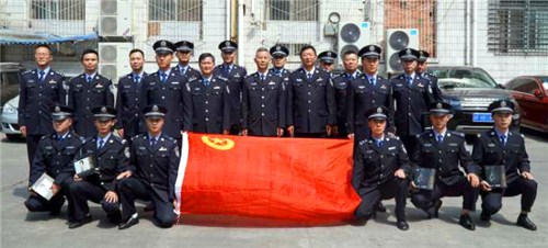 合影_副本.jpg